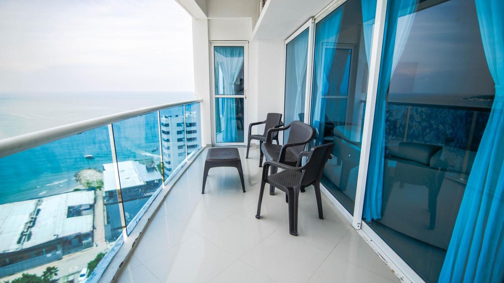 Unik Edificio Poseidón * Cartagena