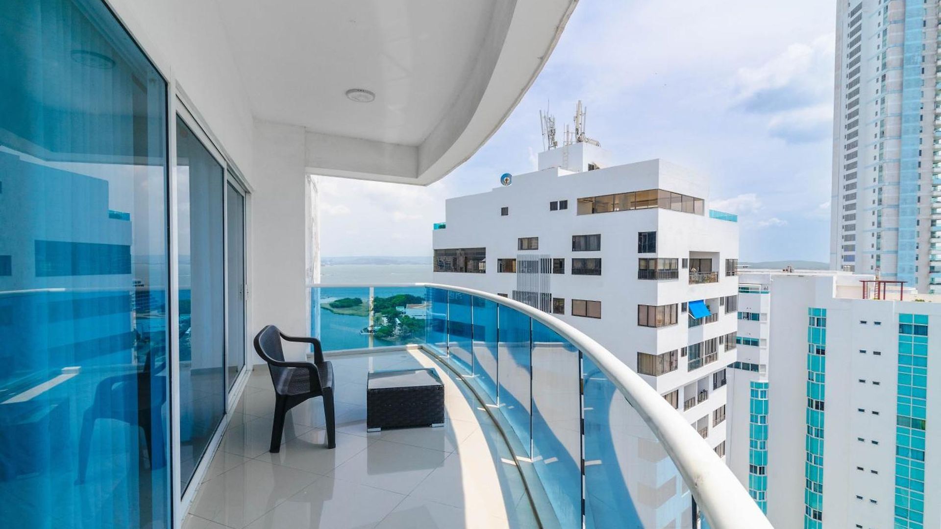 Unik Edificio Poseidón Apartamento